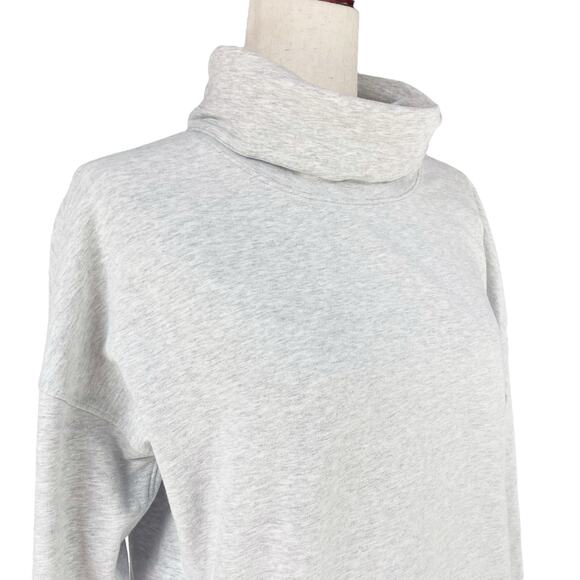 LULULEMON Stress Less Pullover in Heathered Core Ultra Light Grey Size 8 W3BF8S - Picture 3 of 9